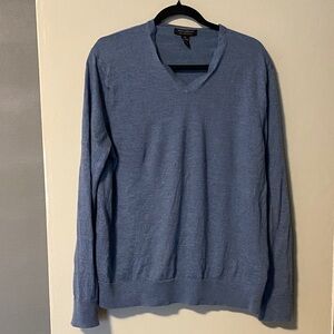 Banana Republic Blue V-Neck Sweater Lightweight Knit merino wool